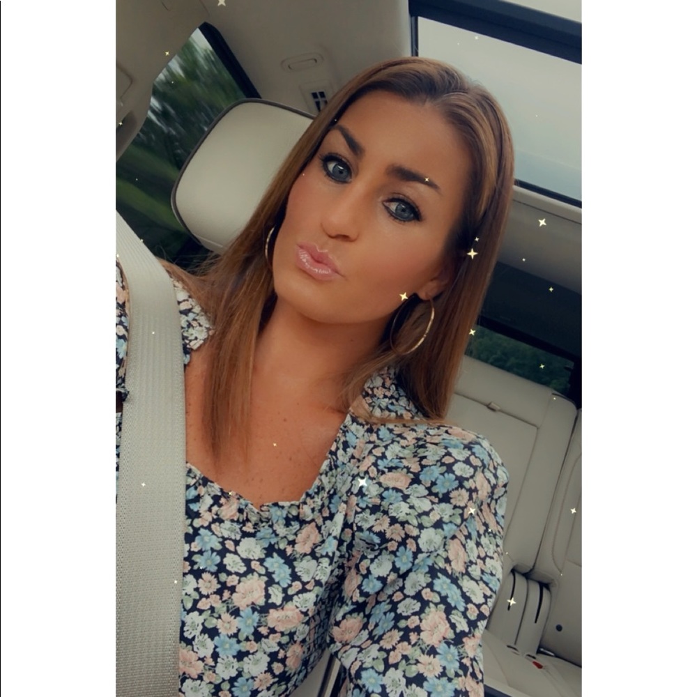 Meet your Posher, Jennifer